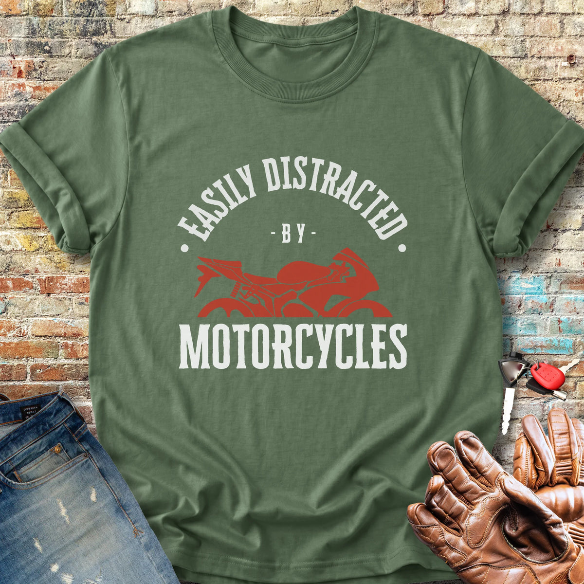 Distracted Classic T-Shirt - Military Green