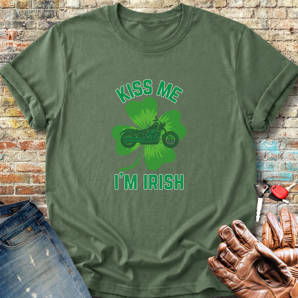 Kiss Me (Shamrock) Classic T-Shirt - Military Green