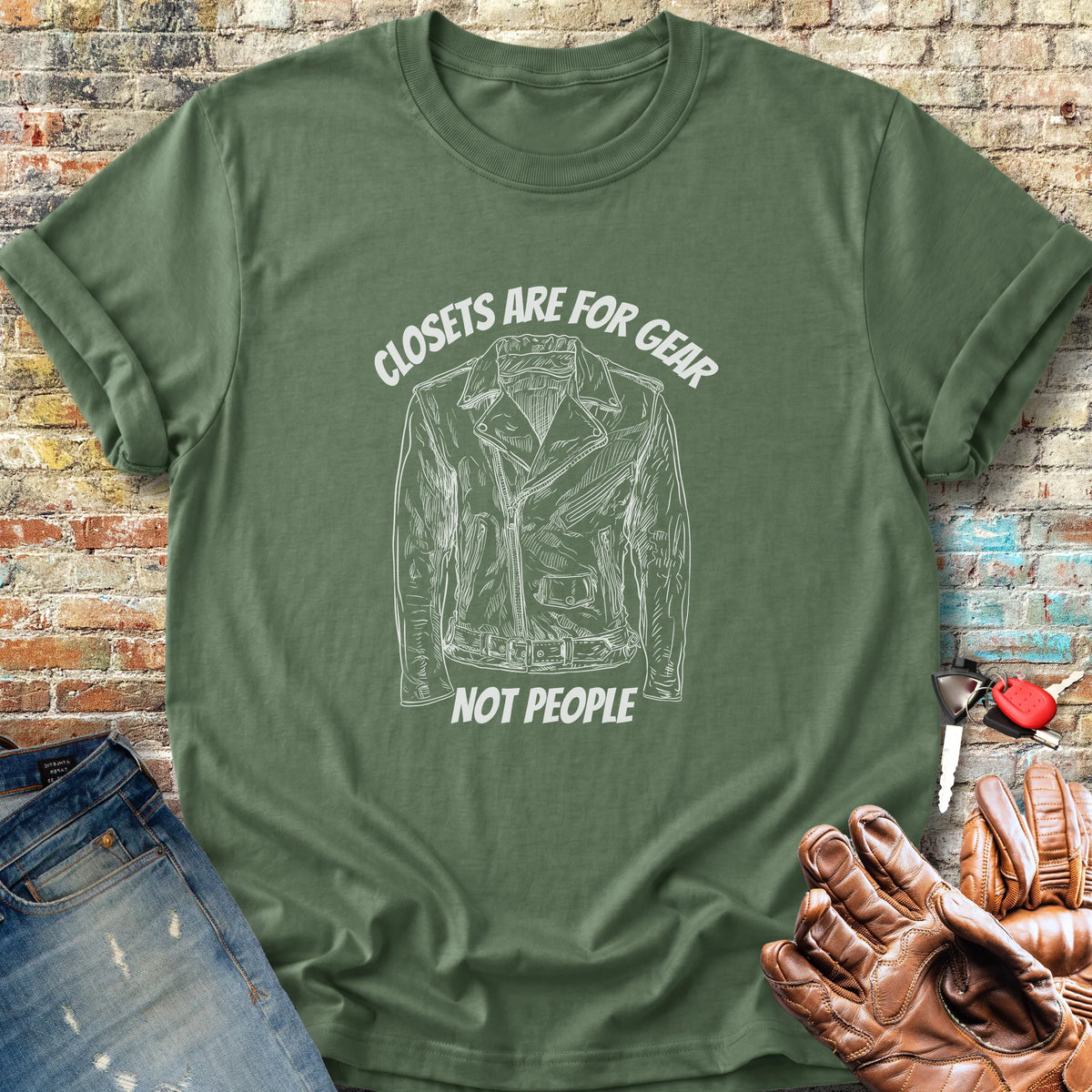 Closets Classic T-Shirt - Military Green