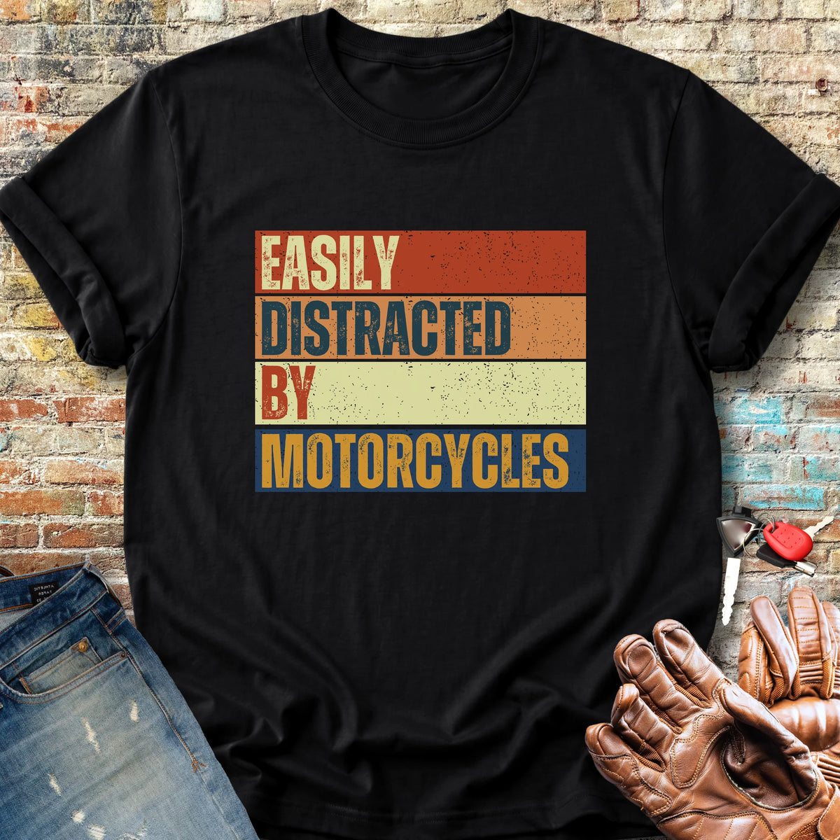 Distracted (Block) Classic T-Shirt - Black