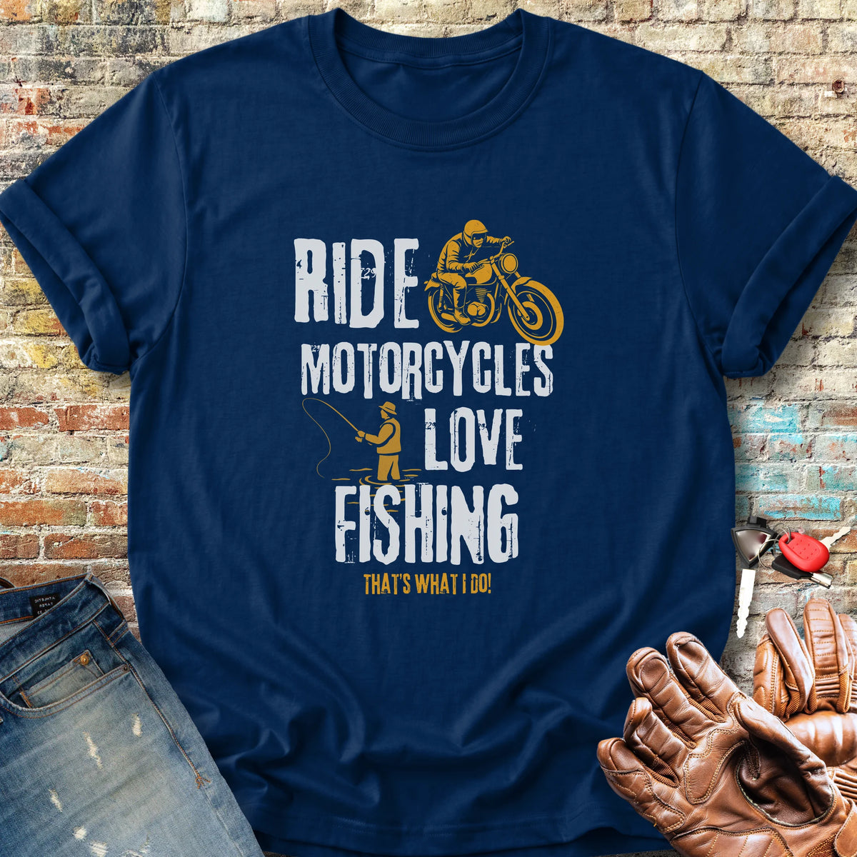 Love Fishing Classic T-Shirt - Navy