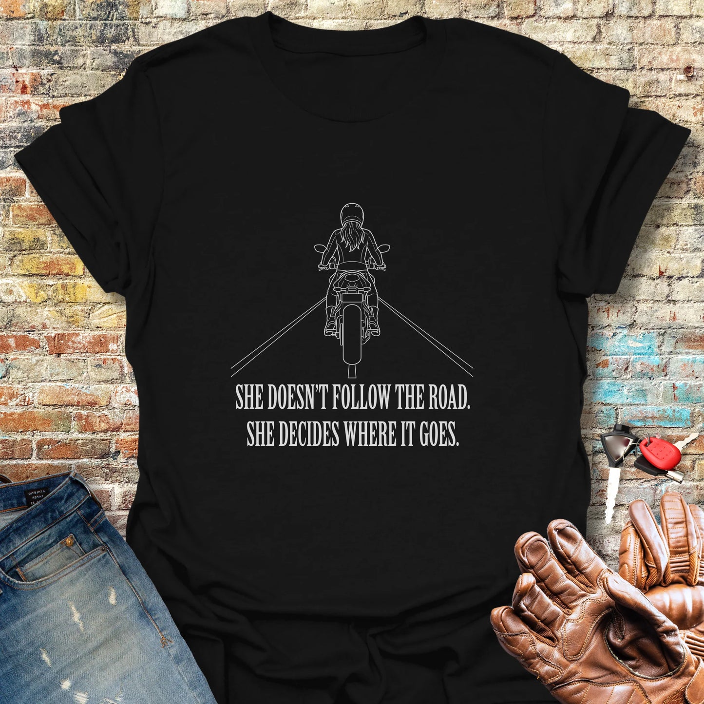She Decides T-Shirt - Black