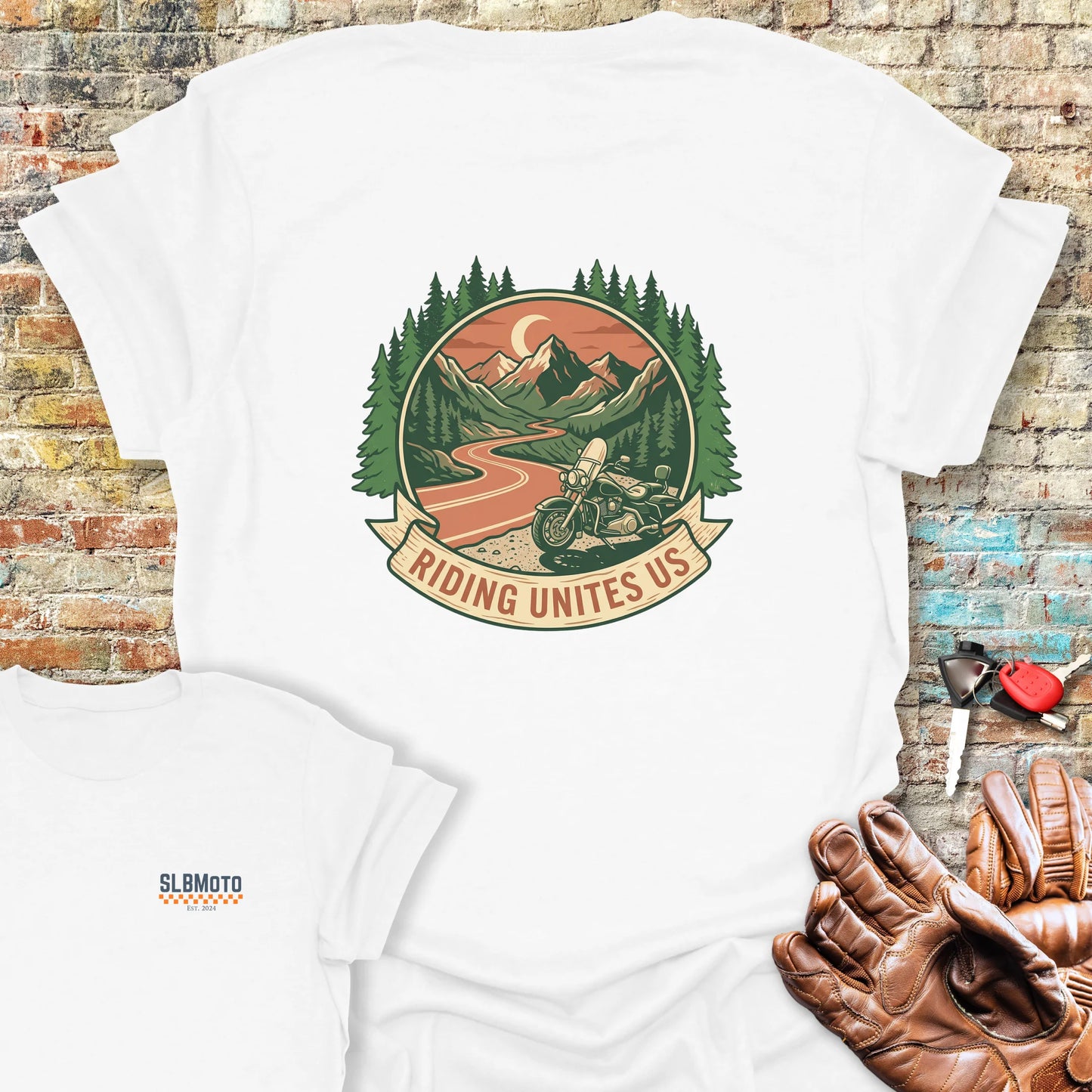 United Canyons Back Print T-Shirt - White